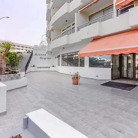 Apartment Ocean View Arenas Negras, Newly Renovated Puerto de Santiago (Tenerife)